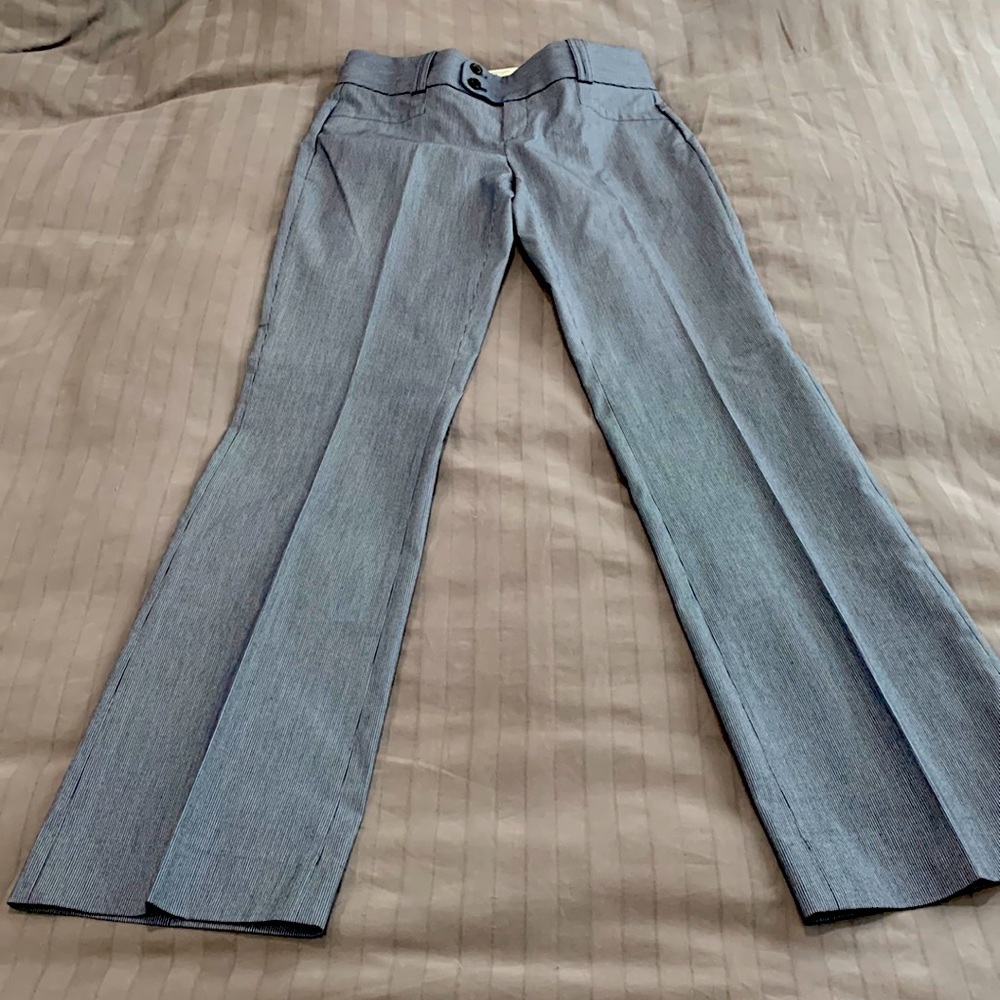 Mid Rise Trouser Pant Size 2 Regular
